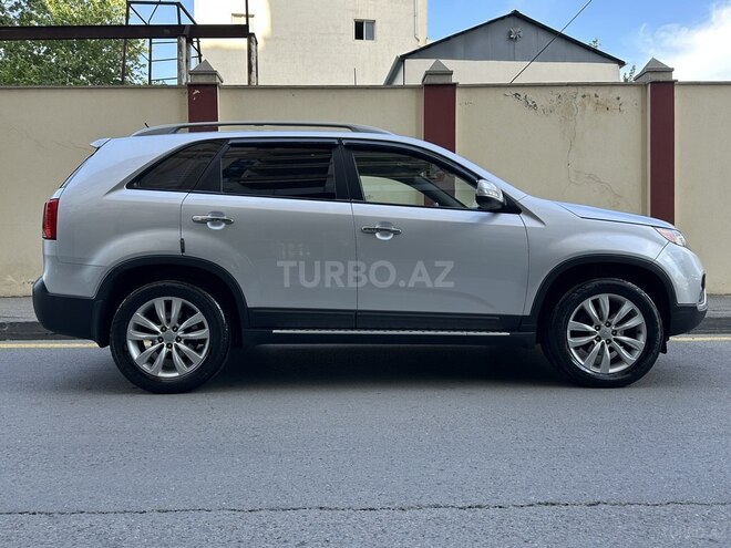 Kia Sorento-10