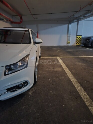 Chevrolet Cruze-17