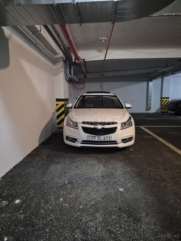 Chevrolet Cruze-16