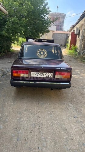 LADA (VAZ) 2107-2