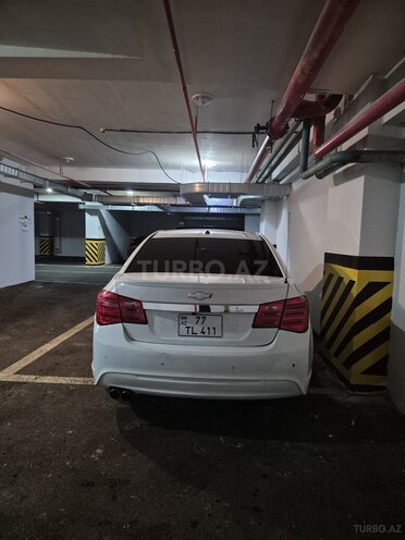 Chevrolet Cruze-13