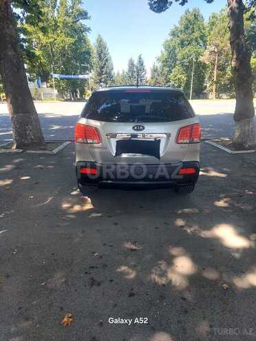 Kia Sorento-13
