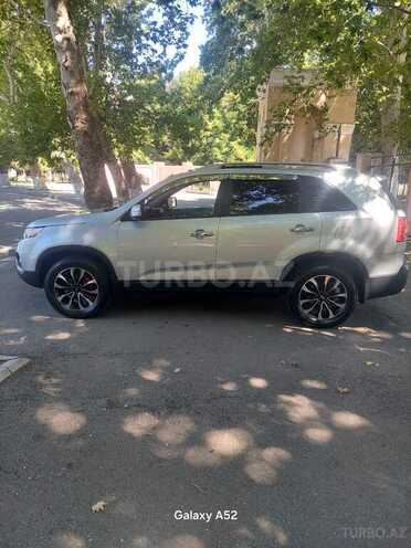 Kia Sorento-12