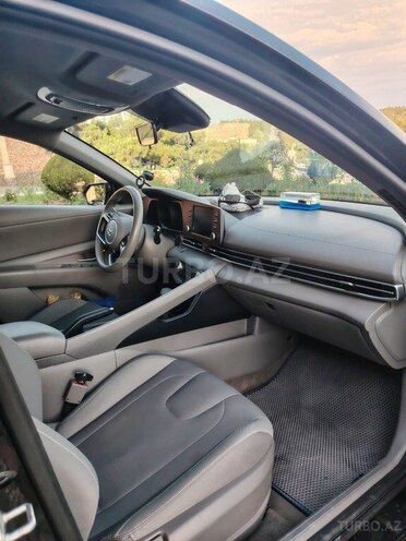 Hyundai Elantra-7