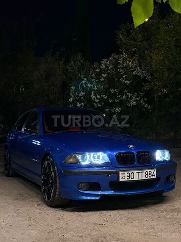 BMW 330-1