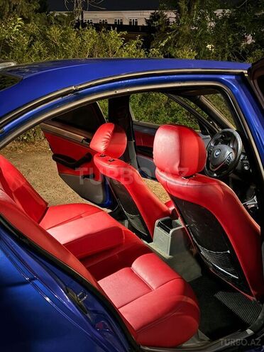 BMW 330-3