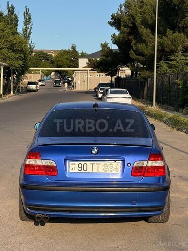 BMW 330-2