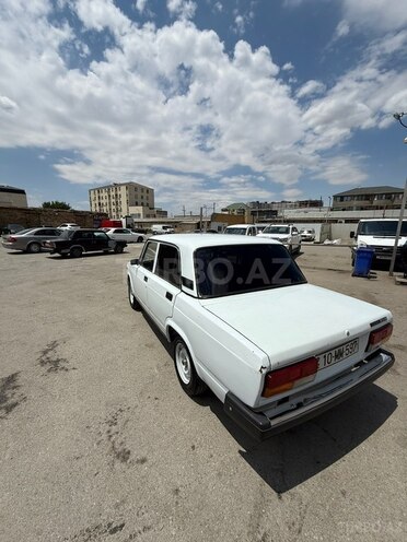 LADA (VAZ) 2107-5