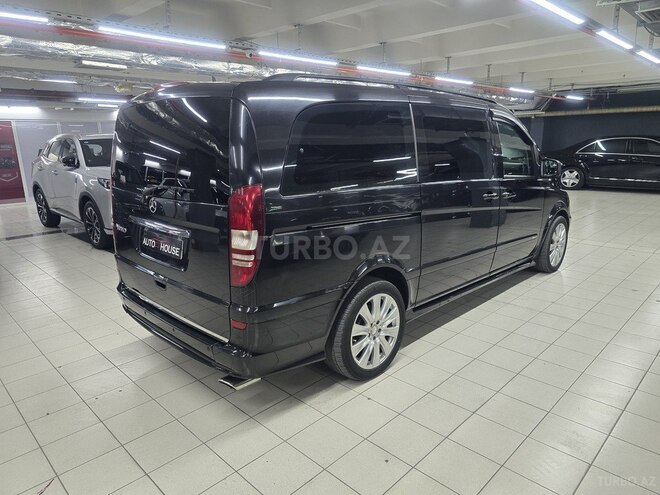Mercedes Viano-4