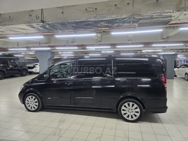 Mercedes Viano-7