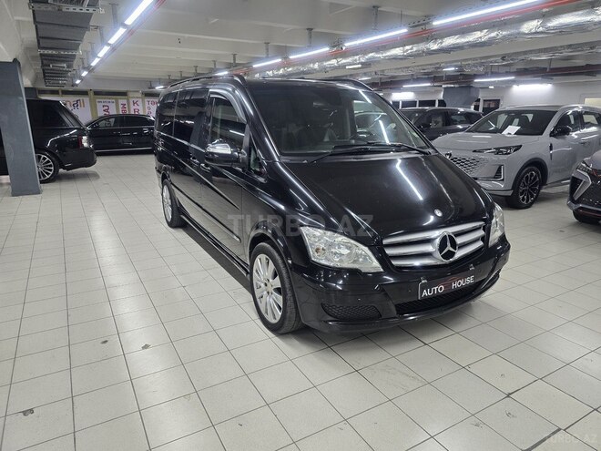 Mercedes Viano-3