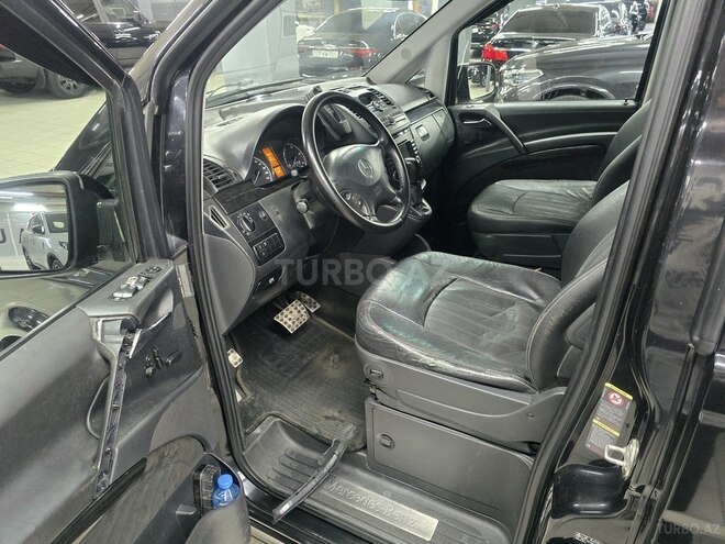 Mercedes Viano-8