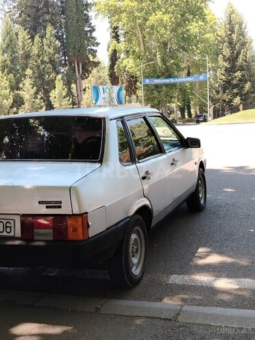 LADA (VAZ) 21099-10