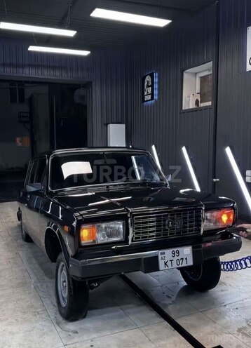LADA (VAZ) 2107-4