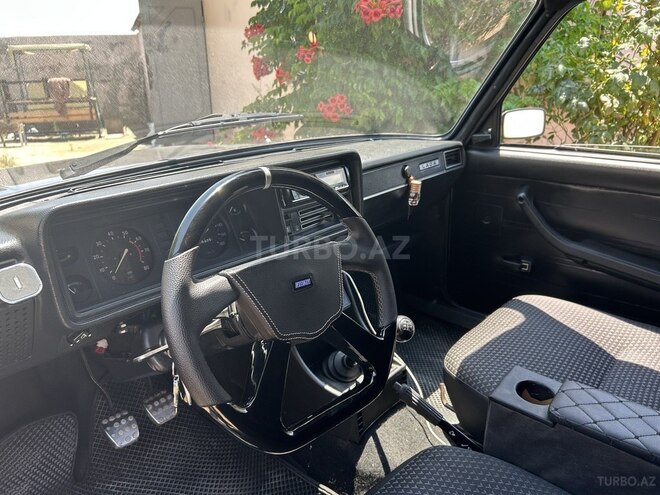 LADA (VAZ) 2107-9