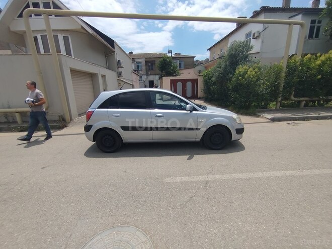 Kia Rio-7