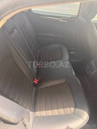 Ford Fusion (North America)-8