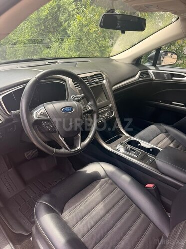 Ford Fusion (North America)-10
