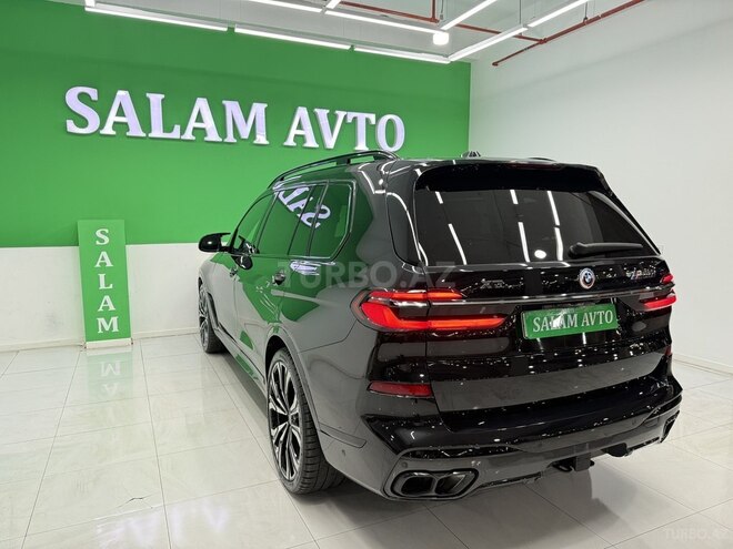 BMW X7-6