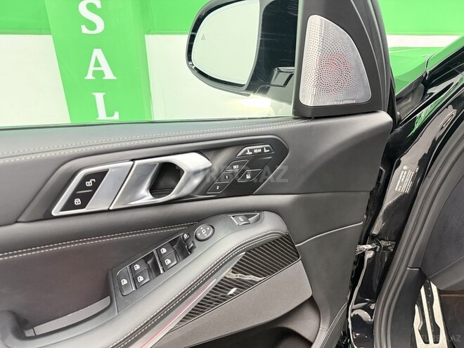 BMW X7-19