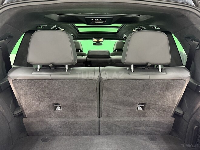 BMW X7-18