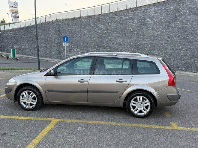 Renault Megane-7
