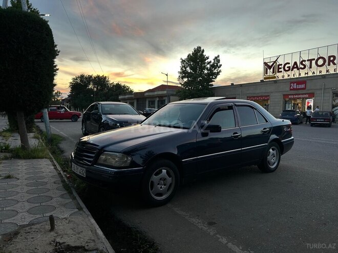 Mercedes C 180-10