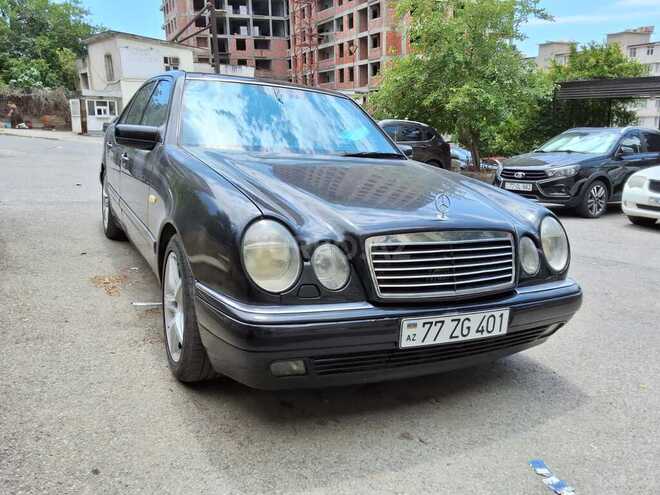 Mercedes E 280 4MATIC-1