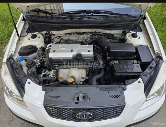 Kia Rio-6