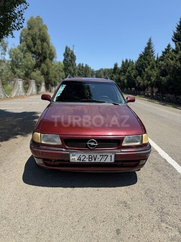 Opel Astra-2