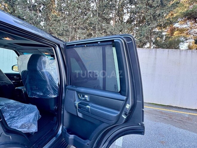 Land Rover Discovery-19