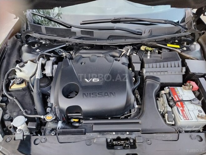 Nissan Maxima-11