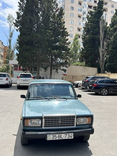 LADA (VAZ) 2107-1