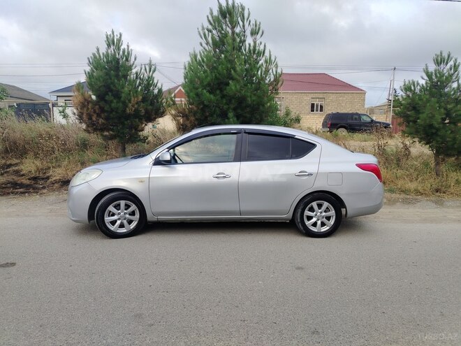 Nissan Sunny-3
