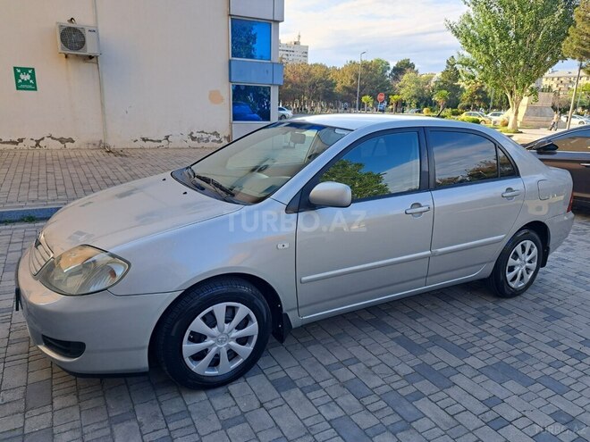 Toyota Corolla-10