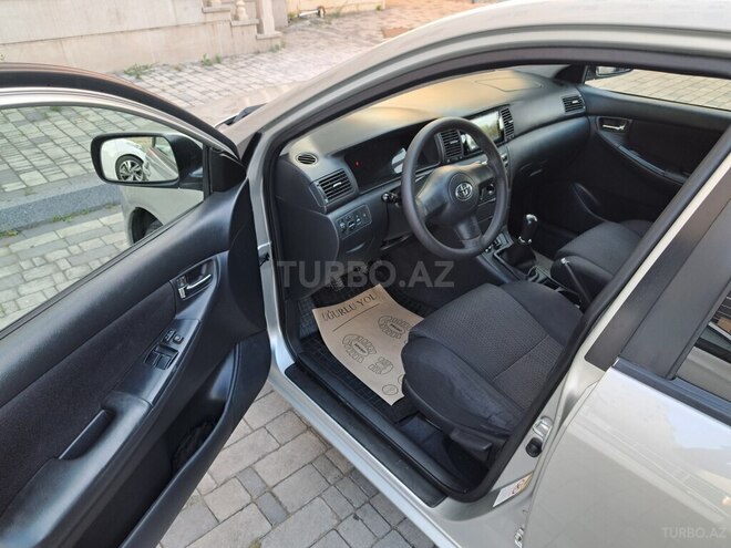 Toyota Corolla-13