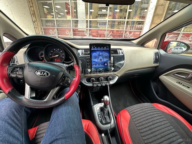 Kia Rio-7