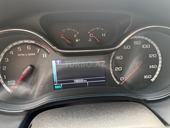 Chevrolet Cruze-11