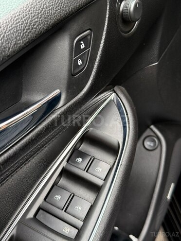 Chevrolet Cruze-10