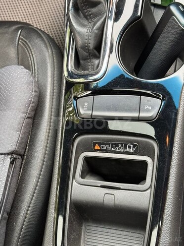 Chevrolet Cruze-15