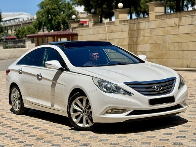 Hyundai Sonata-2