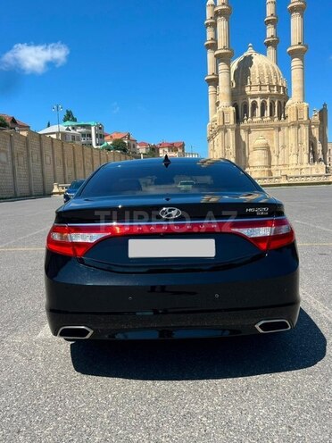 Hyundai Grandeur-2