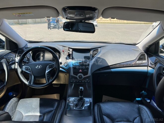 Hyundai Grandeur-9