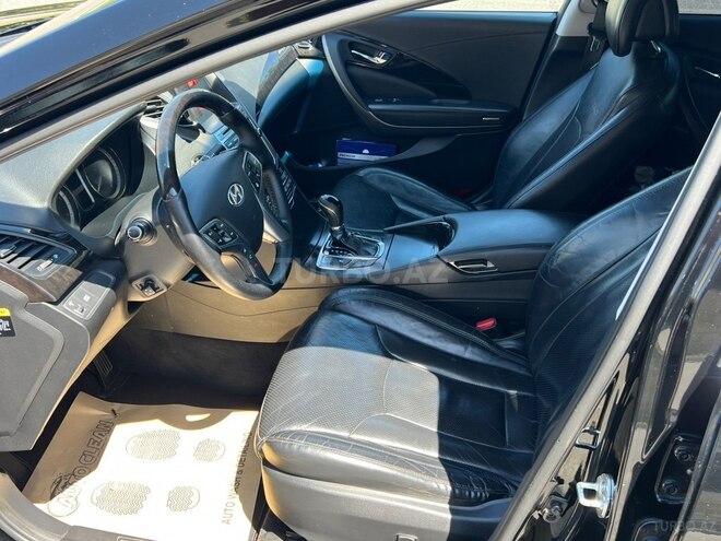 Hyundai Grandeur-11
