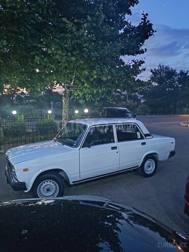 LADA (VAZ) 2107-5