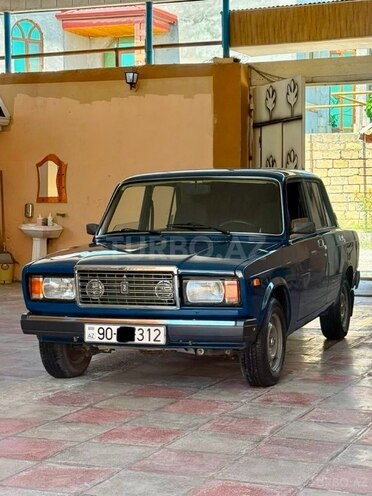 LADA (VAZ) 2107-1