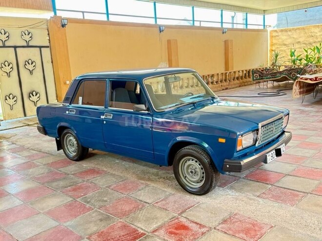 LADA (VAZ) 2107-6
