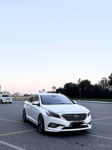Hyundai Sonata-2