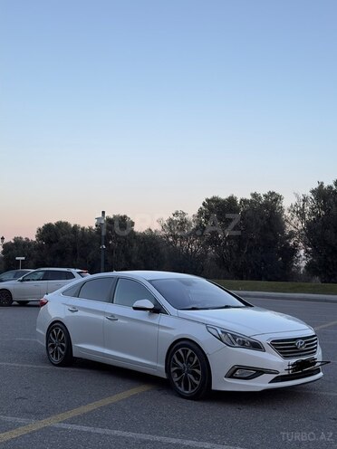 Hyundai Sonata-4
