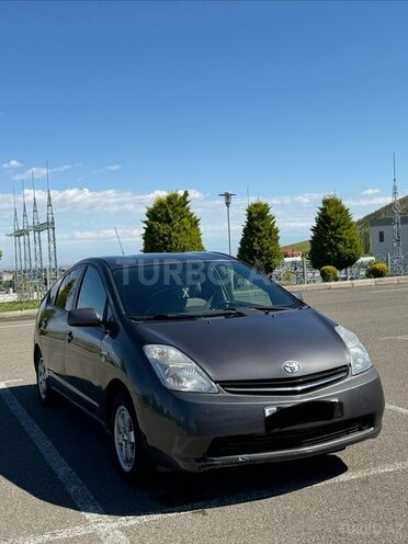 Toyota Prius-1
